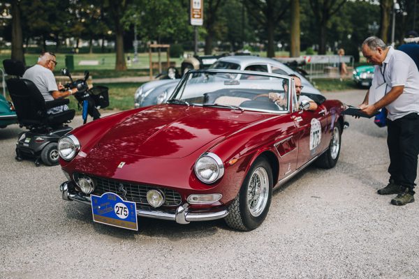 ferrari_275_GTS_01