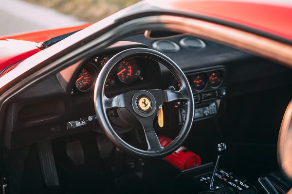 sold_1200_675_ferrari_GTO_009